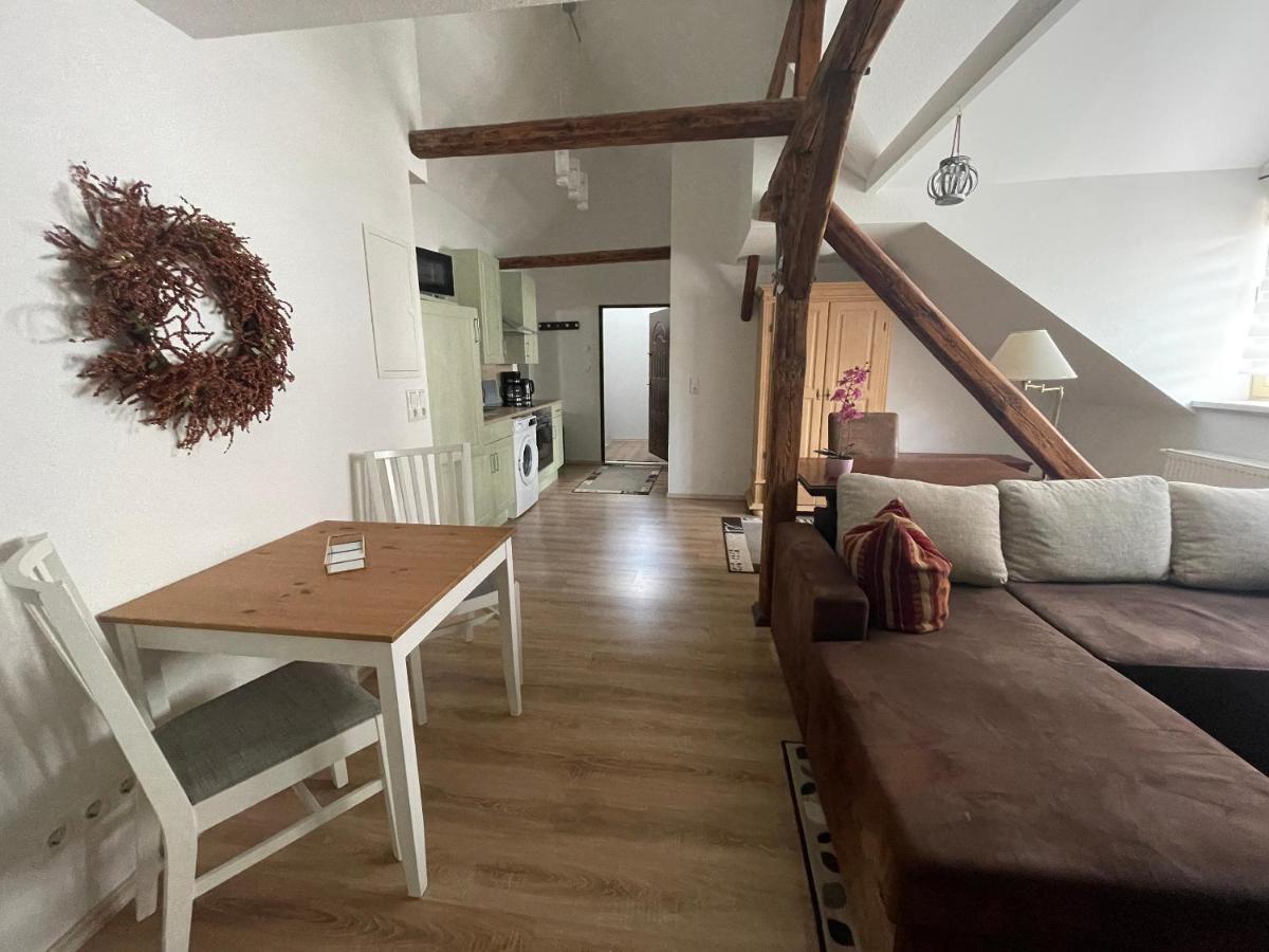 Clara Apartment